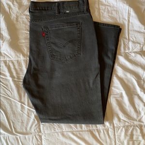 Men’s Levi’s 541 jeans. Charcoal color.